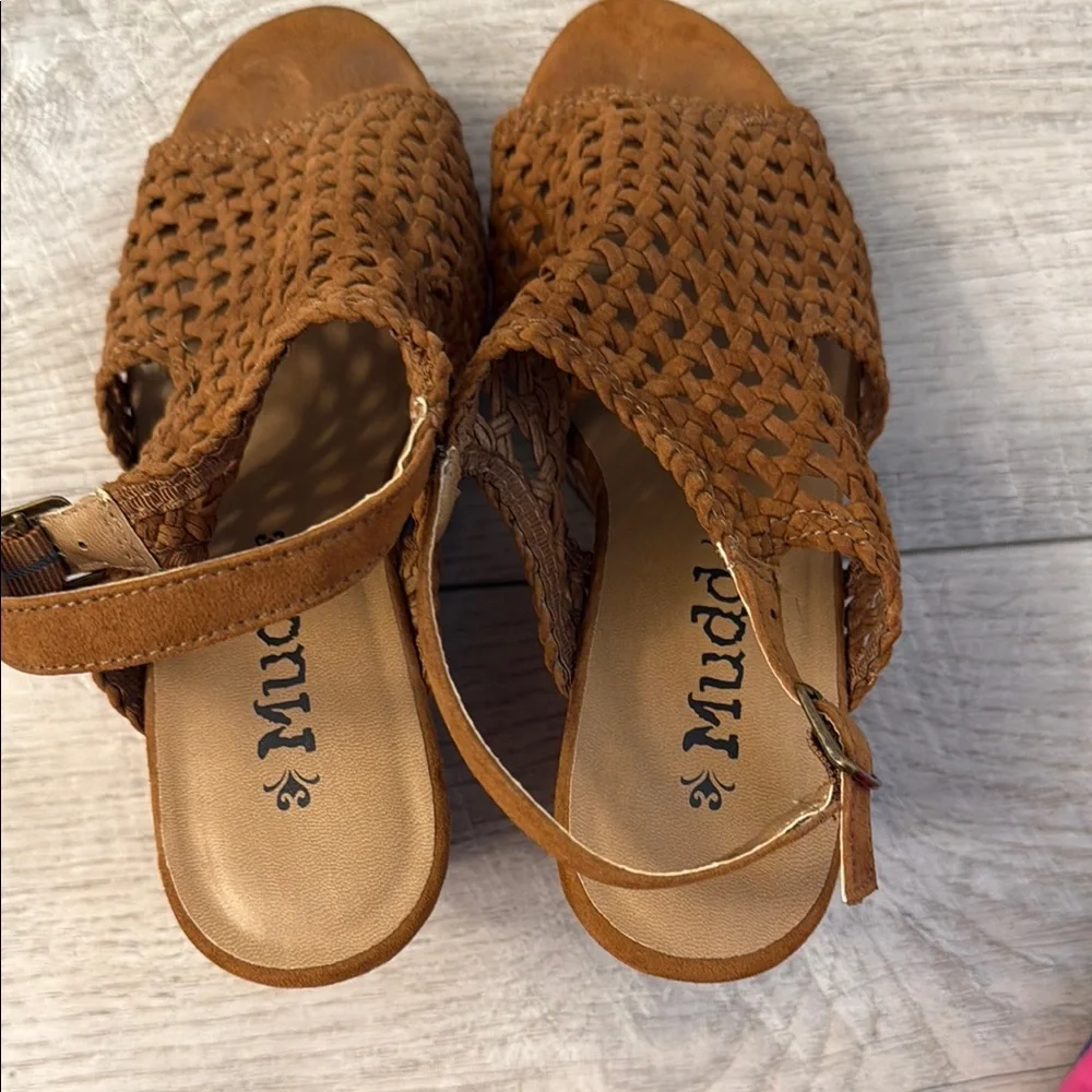 Mudd Brown Woven Sandals with Slingback Design & Cork Heel - Picture 3 of 5